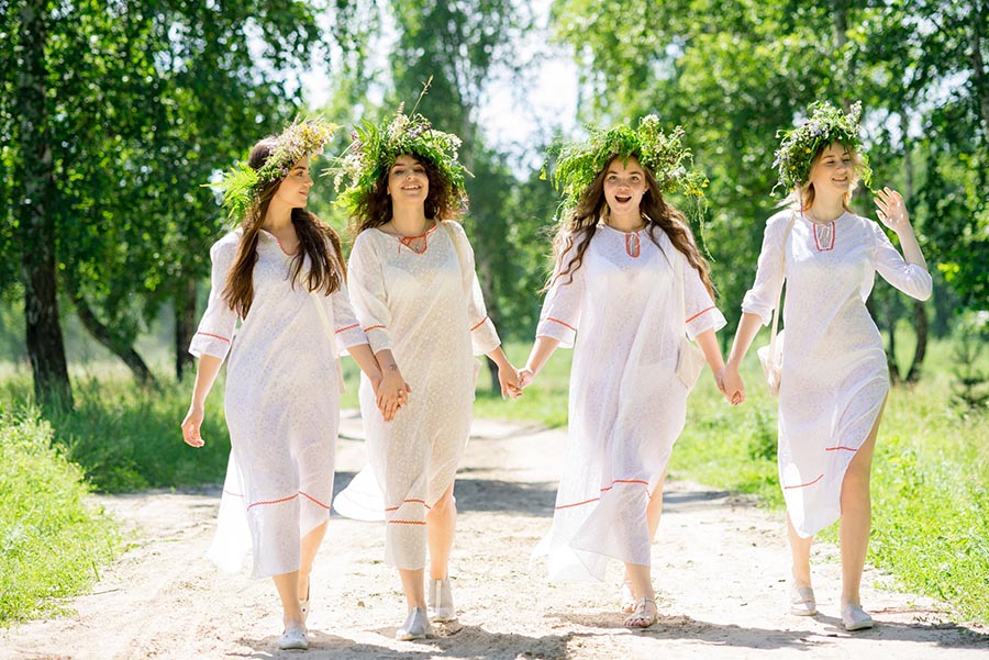 A cozy shot with Slavic girls — straight from La Plata