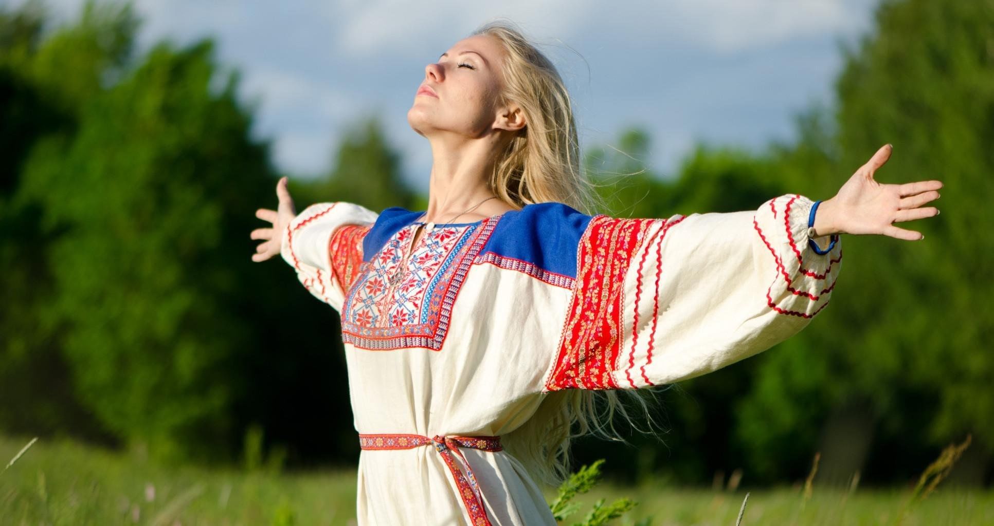Take a pause and enjoy Slavic women — streaming from La Plata
